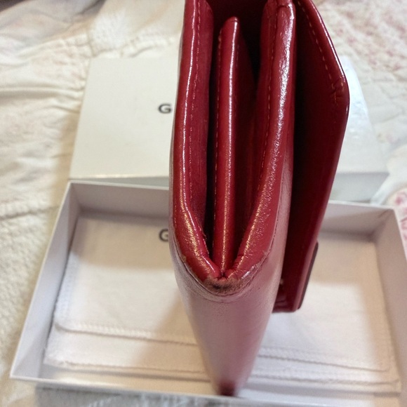 Givenchy Fuchsia Wallet - Picture 5 of 5
